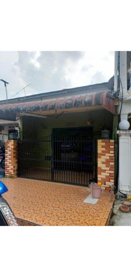 Reeniy Homestay Mersing Exteriör bild